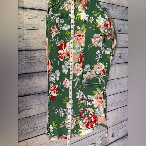 Cupcakes & Cashmere Red Green Tropical Holiday Comfy Floral Pajama Nightshirt L - Picture 10 of 10